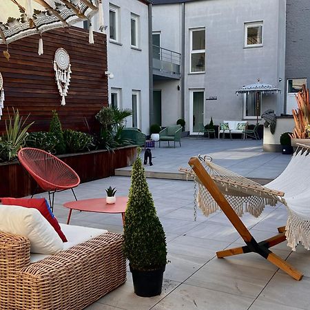 Phoenix Garden Apartment Mons Luaran gambar