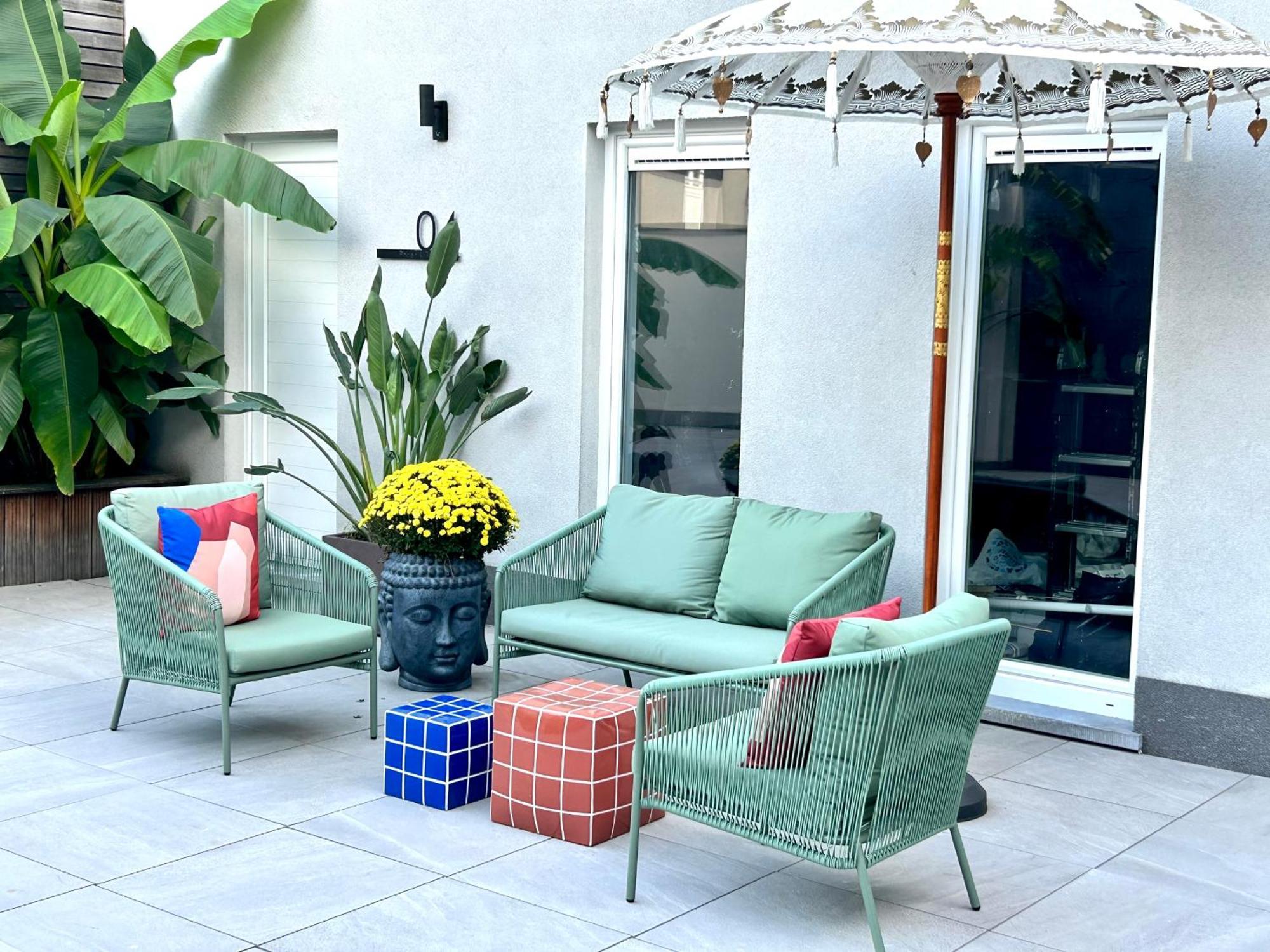 Phoenix Garden Apartment Mons Luaran gambar