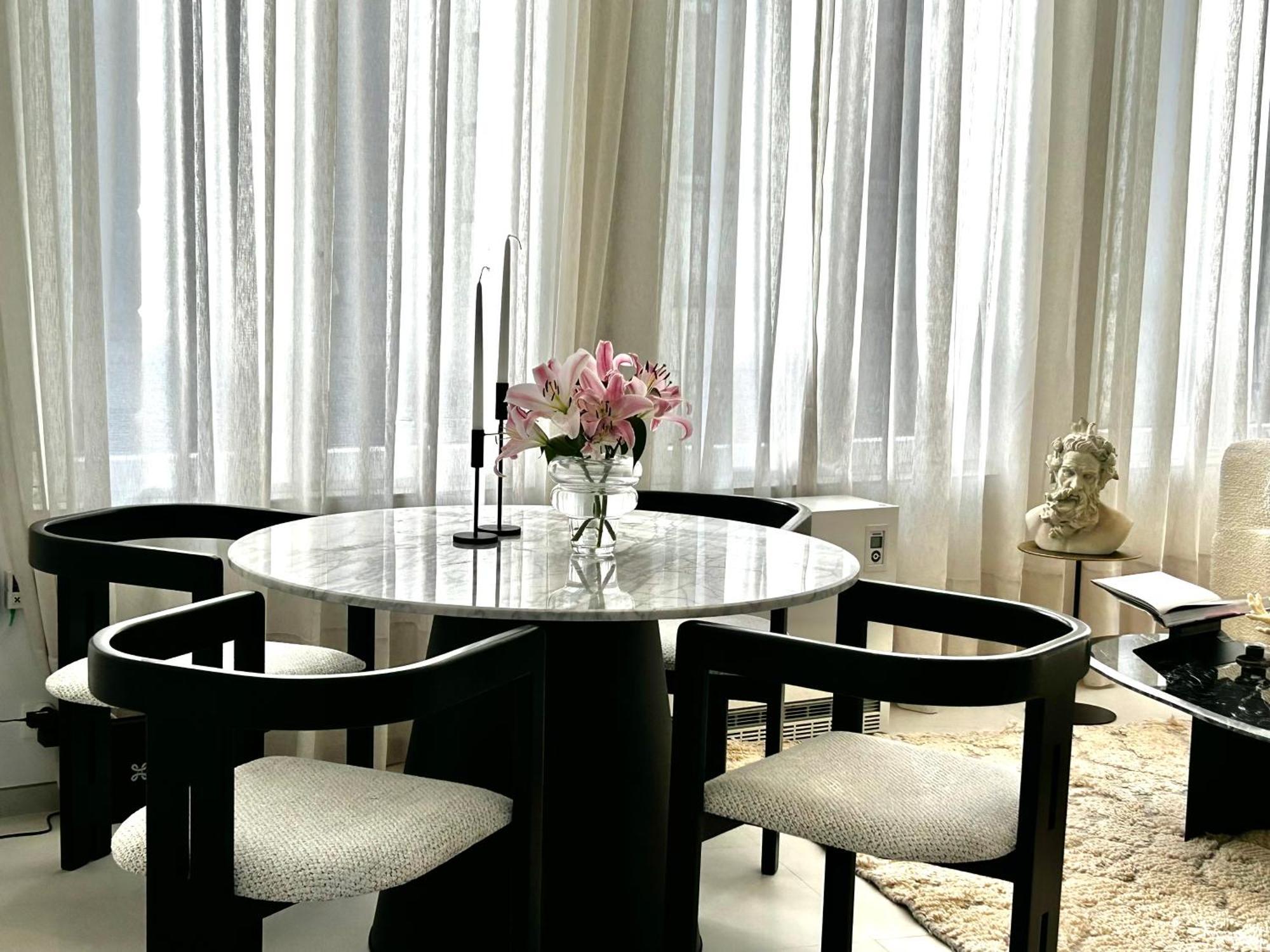 Phoenix Garden Apartment Mons Luaran gambar