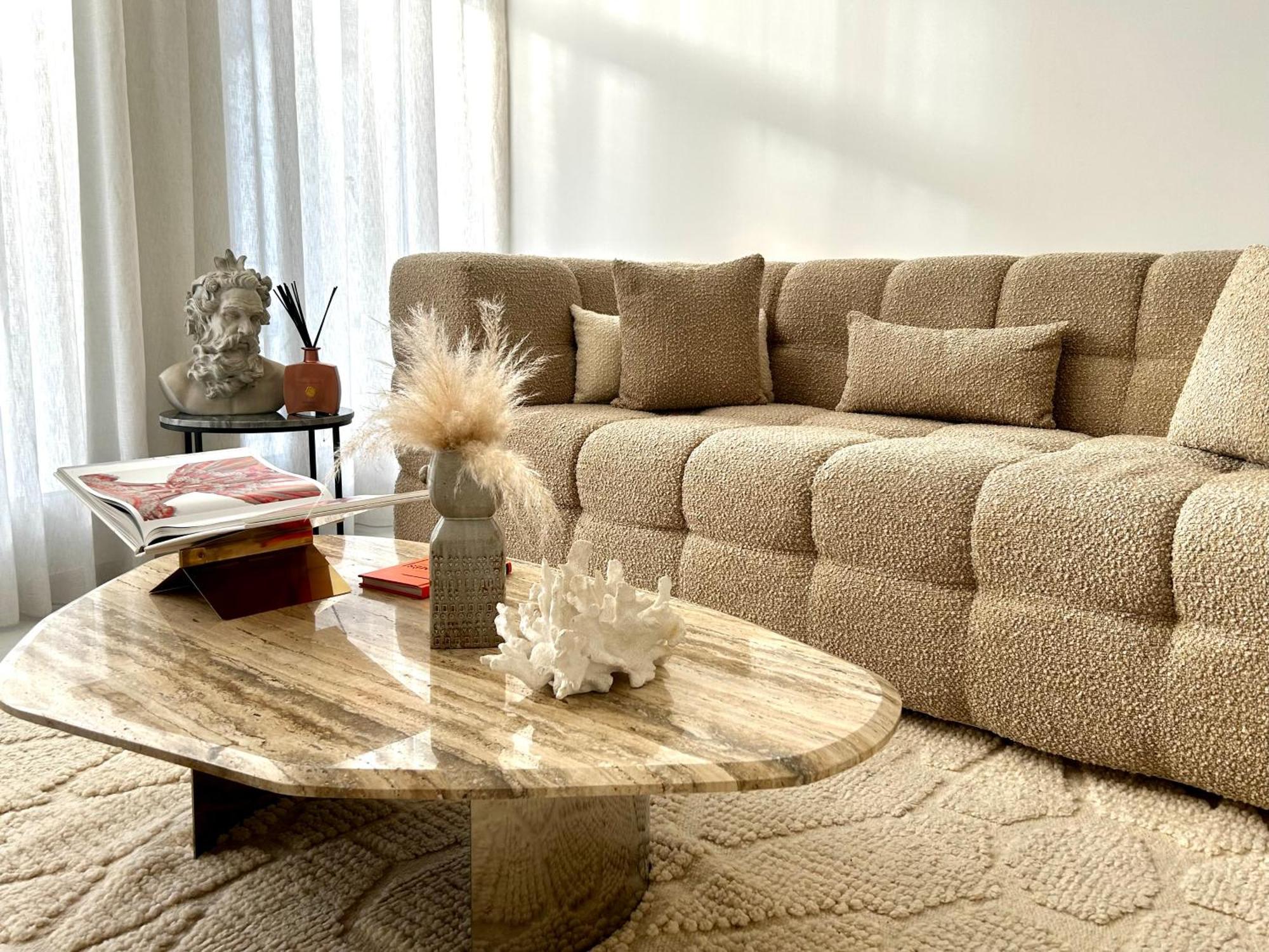 Phoenix Garden Apartment Mons Luaran gambar