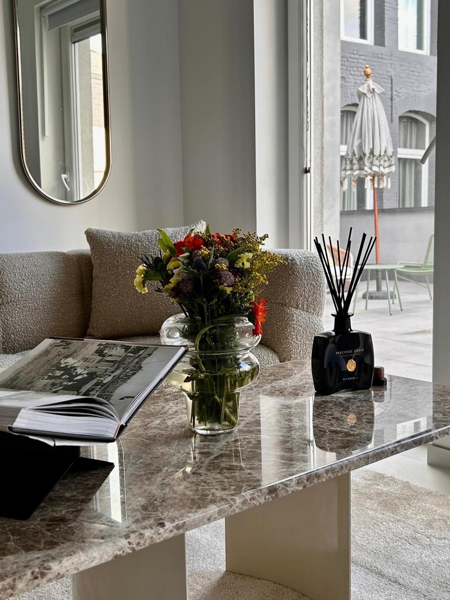 Phoenix Garden Apartment Mons Luaran gambar