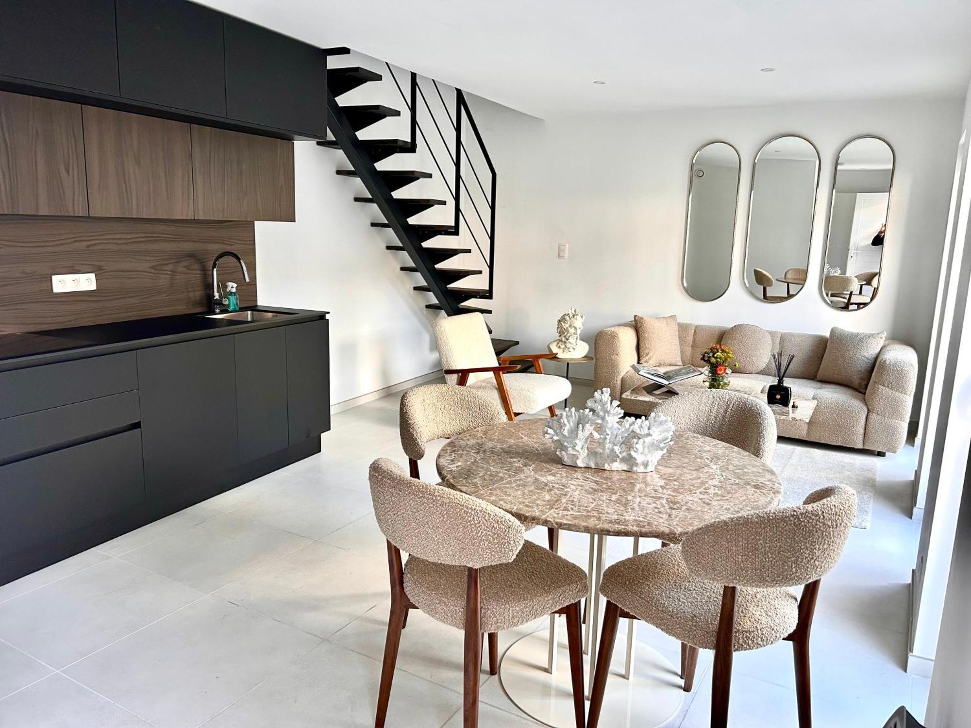 Phoenix Garden Apartment Mons Luaran gambar
